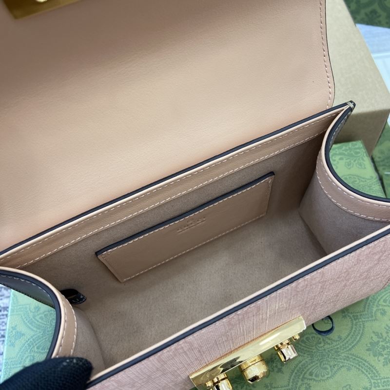 Gvc*1 padlock shoulder bags
